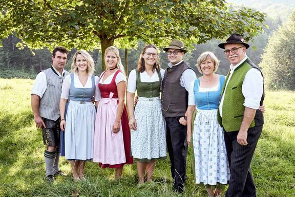 Familie Eder vom Wachingerhof in Bad Feilnbach